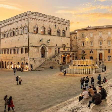 Azzi B&B Comfortably, In The Quietness Of The Perugia Historical Centre Exteriör bild