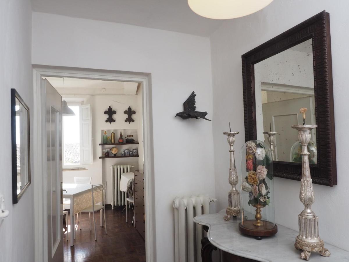 Azzi B&B Comfortably, In The Quietness Of The Perugia Historical Centre Exteriör bild