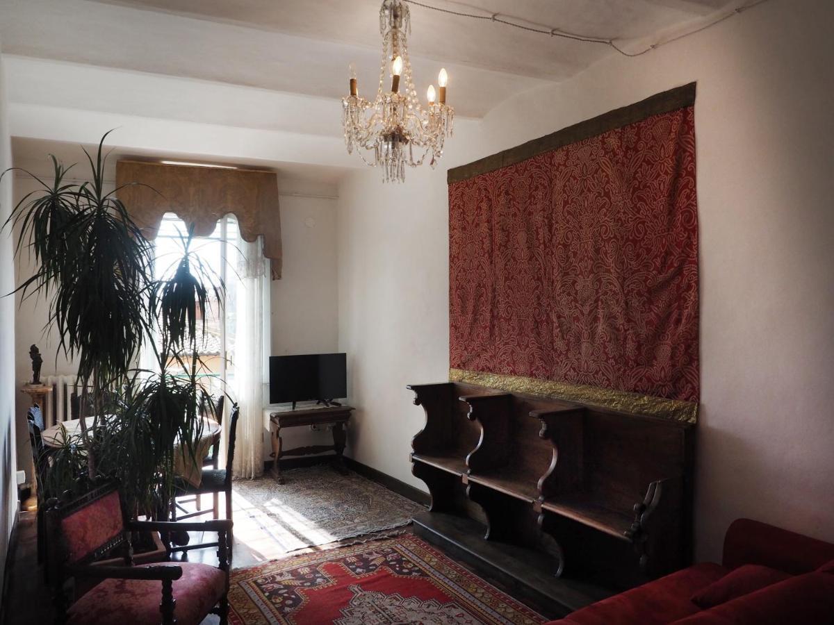 Azzi B&B Comfortably, In The Quietness Of The Perugia Historical Centre Exteriör bild